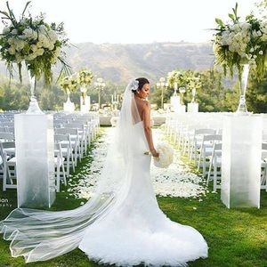 Vera Wang wedding dress